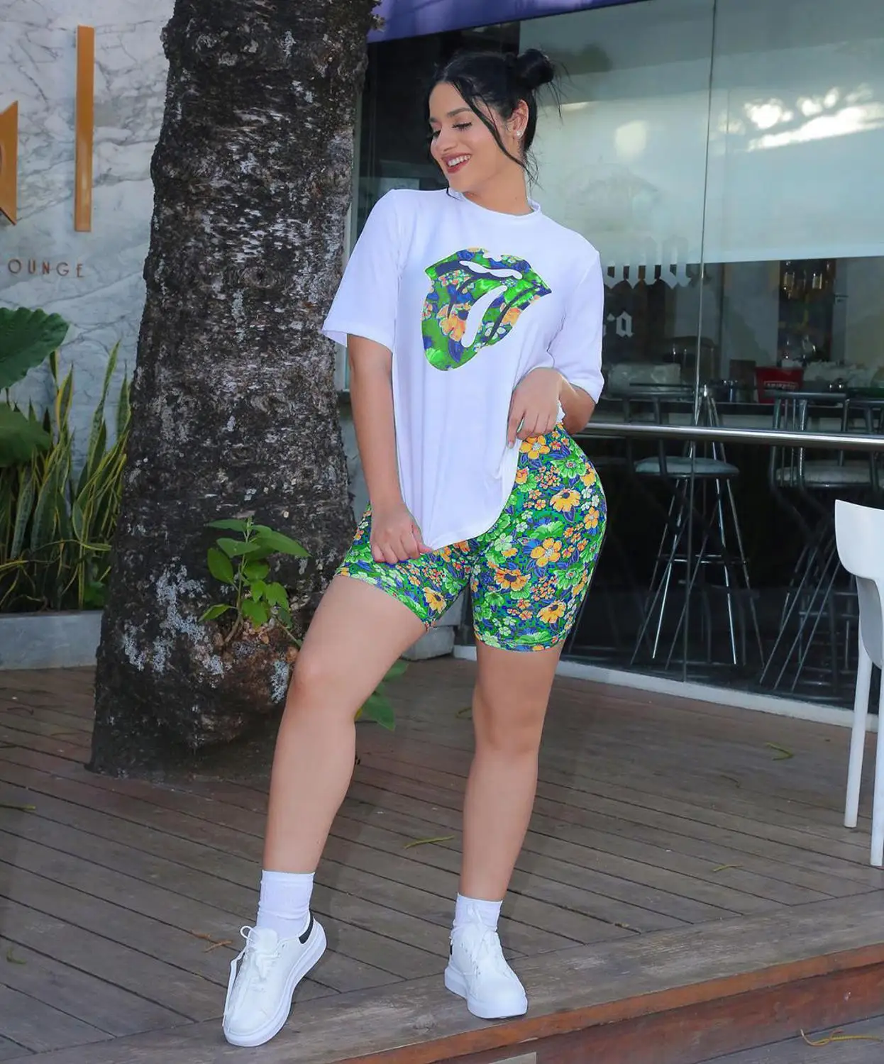 

Wholesale Streetwear Woman Skinny Two Pieces Set Summer Tracksuit Print Short Sleeve Shirt Top + Biker Short Sweatsuits