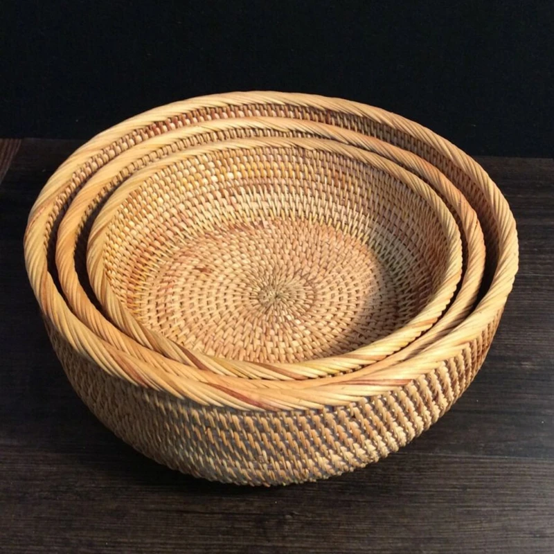 

Hand-woven Fruit Food Craft Rattan Tray for fruit Vegetable Bowl Kitchen Counter Vintage Round Food Serving Baskets
