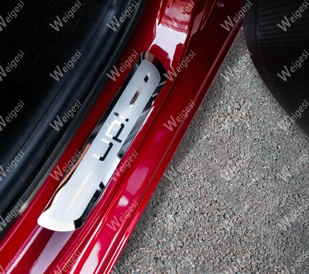 Накладки на пороги VW UP из нержавеющей стали для Volkswagen UP! 2012-2021 | Автомобили и