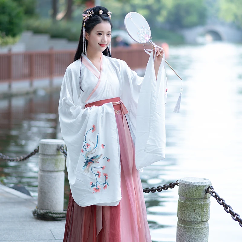 

Hanfu