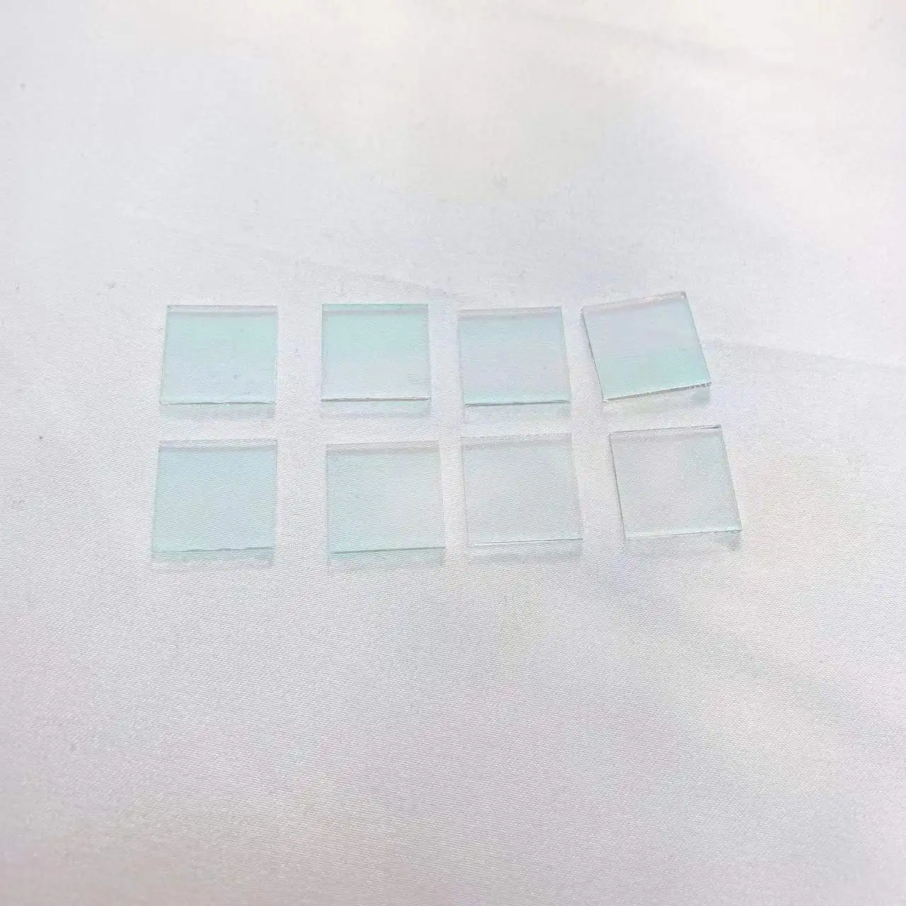 

8pcs Total Size 18x18x1mm Square UV-IR Cut Blue Light Filter Glass