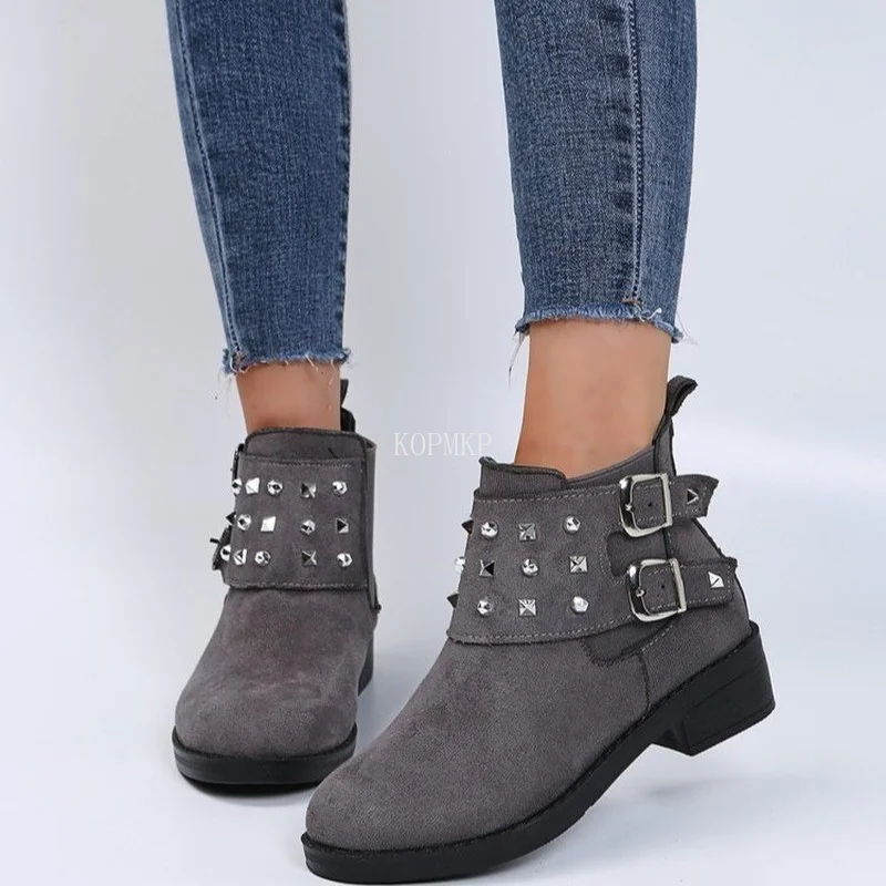 

Women Shoes Work Boots Goth Platform Winter with Rivets for Autumn Plush Round Toe Chelsea Buckle Botines De Mujer Kopmkp 2022