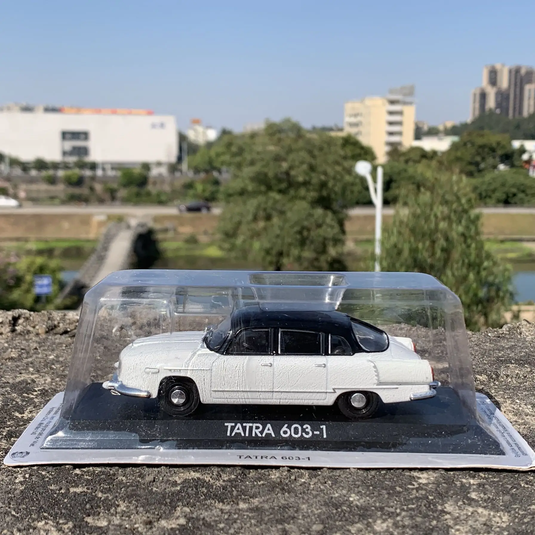 1: 43 Tatra 603 Taitula Коллекционная Классическая машина из сплава коллекционные модели