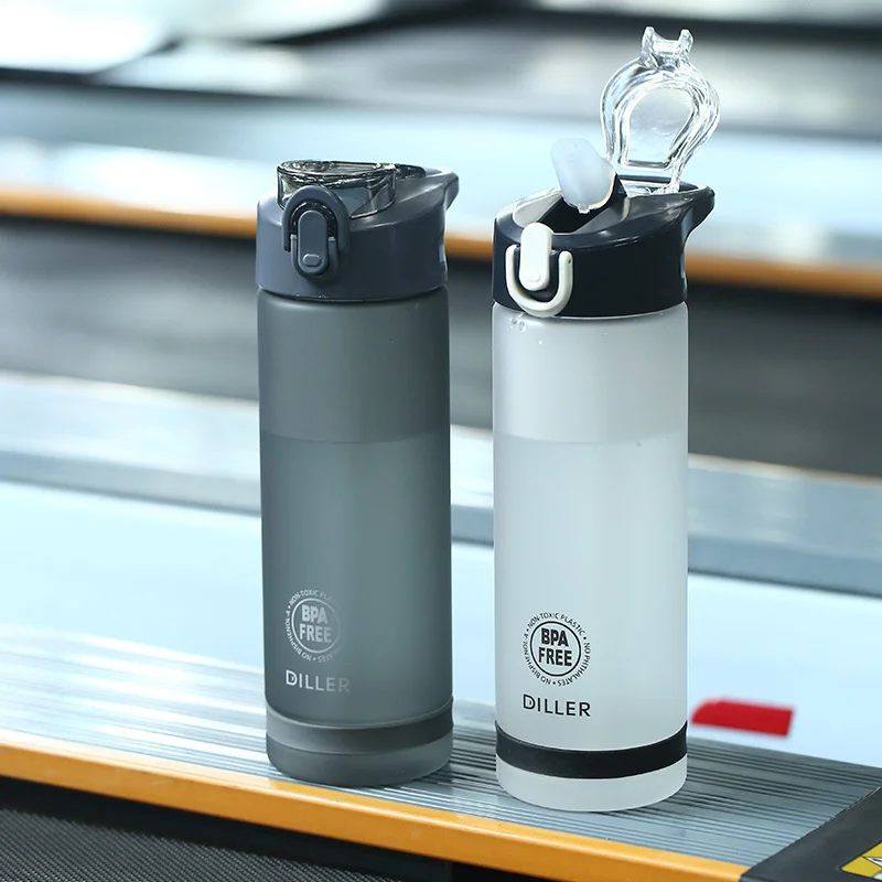 

Портативная бутылка для воды из тритана, 850/550 мл