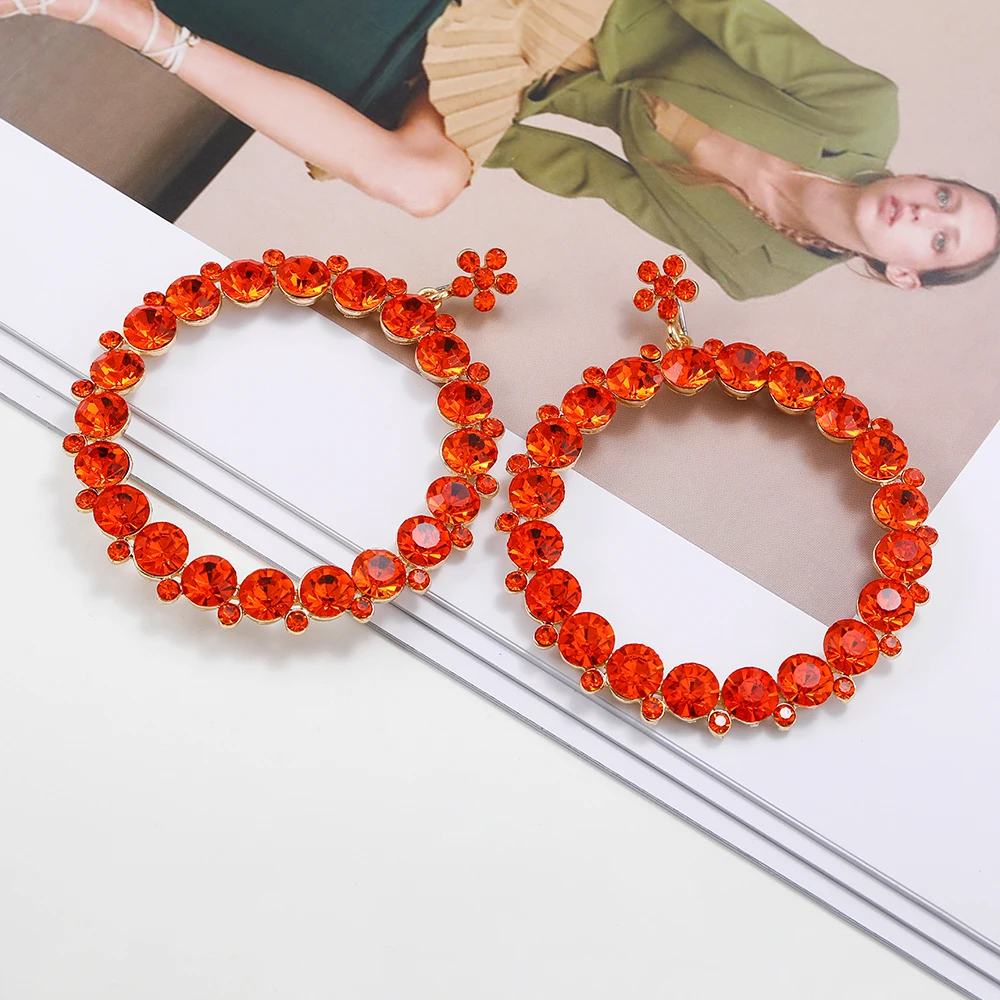 

Wholesale Classic Metal Circle Hoop Earrings For Women Fashion Vintage Temperament Modern Female Pendants Earring Party Jewelry