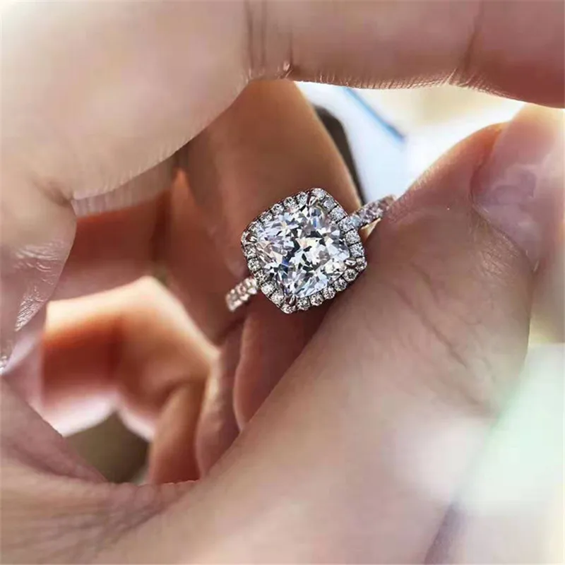 Изысканные стерлингового серебра 925 Обручальное кольцо Подушка cut 3ct бриллиантом