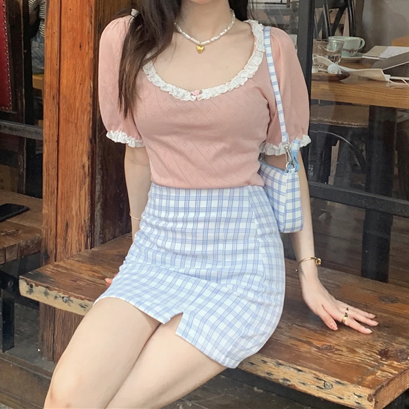 

Limiguyue Women Lace Square Collar Pink T Shirt + High Waist Plaid Mini Dress Summer 2 Piece Set Summer Sweet Dress Suits K2550