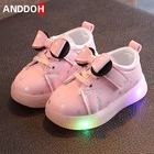 Размеры 21-30 детская невыпадающая Соска-скользкие светящиеся кроссовки для мальчиков воздухопроницаемая износостойкая светящиеся Повседневное спортивная обувь для девочек, туфли со светодиодной подсветкой