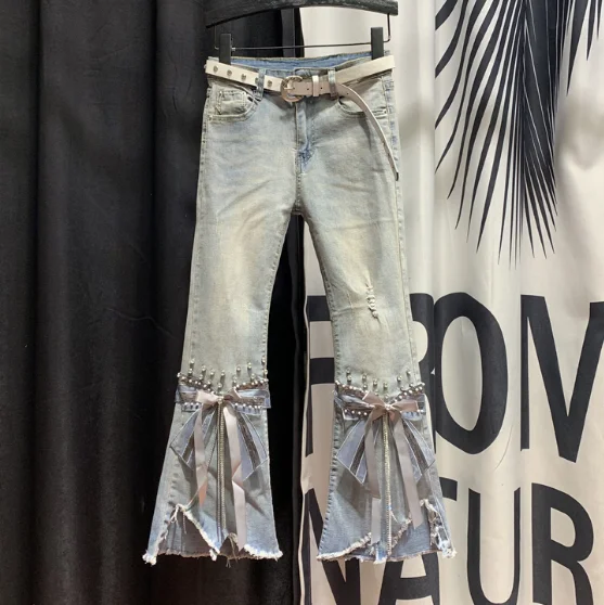 Джинсы женские рваные укороченные с высокой талией весна 2020|Джинсы клеш| |