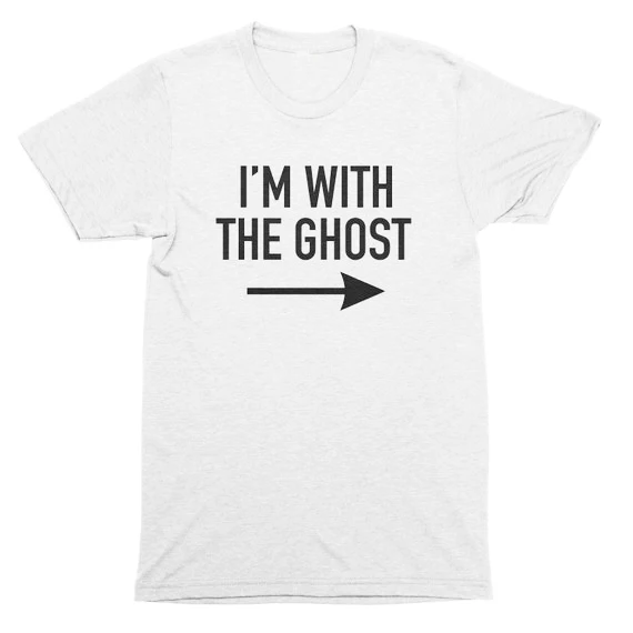 

Funny Slogan Couples Halloween Party Single Life Tees Women T-shirts Aesthetic Horror T-shirt I'm with The Ghost Shirt