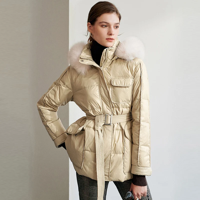 

Women 2022 Winter New Fox Fur Collar White Duck Down Coat Female Thicken Warm Hooded Puffer Jackets Glossy Waterproof Outwear