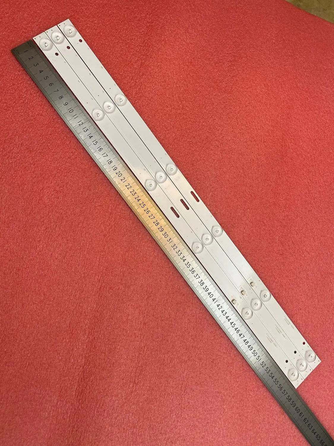Новый 30 шт./лот 6 светодиодный (6 V) 577 мм Подсветка полосы для LE 8822A SJHLD3200601 SJ.HL.D3200601