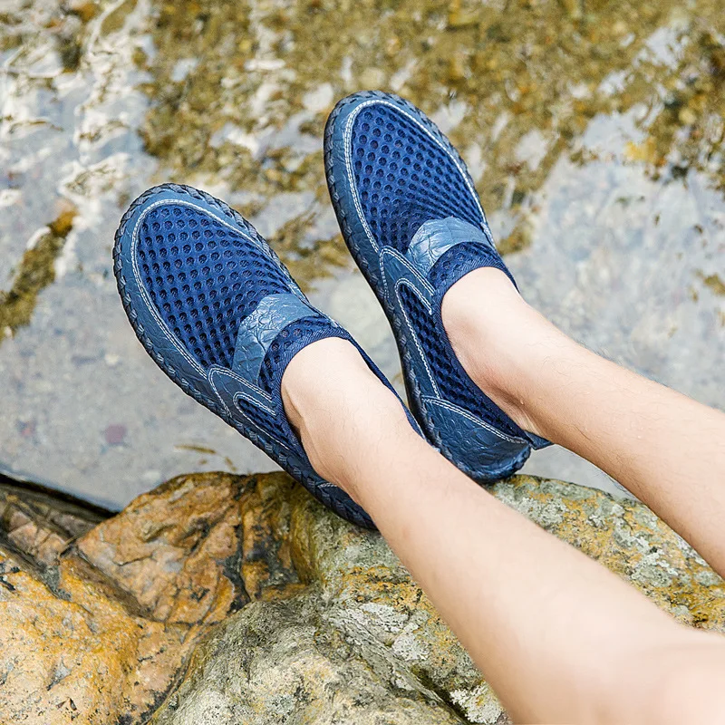 

Men's Shoes Comfortable Soft-soled Soft-surfaced Driving Shoes Lazy Shoes Outdoor Sports Mesh Casual Breathable Men's Large Size