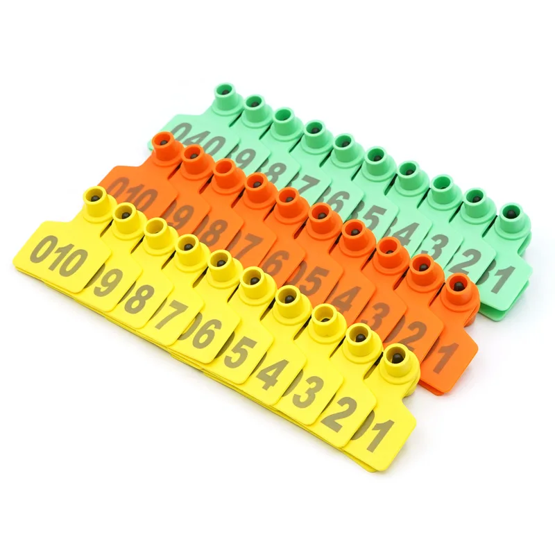

100Sets Livestocktool Pig Ear Tags with Word Number 1-500 Laser Typing Copper Head Earrings Farm Animal Identification Card