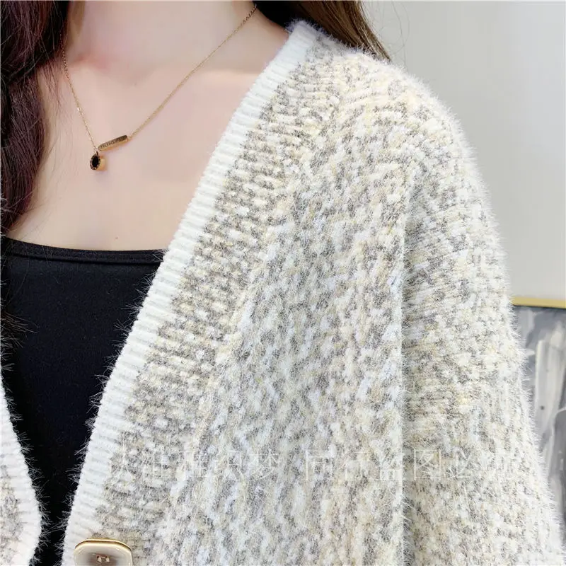 

2020 Spring Autumn Women Sweaters Oversize Knitted v-neck Cardigans female Outerwear Korean sweaters Chic Tops ins clothing