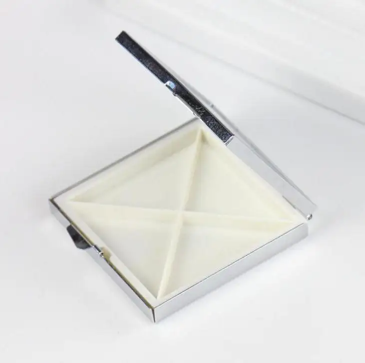 

100PCS Square Pill Boxes Blank Diy Metal Pill Container Storage Box 4 Compartments Wholesale
