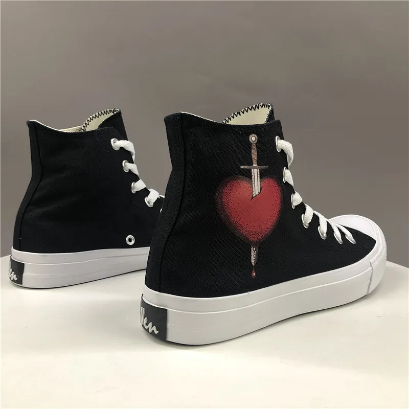 Парусиновые кроссовки Wen с изображением меча и сердца Вулканизированная подошва