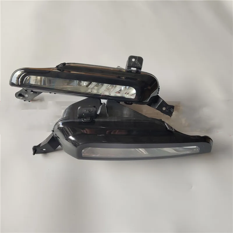 

Led Drl Daytime Running Light Fog Lamp for Land Rover Range Rover 2016-2020 With Turn Signal