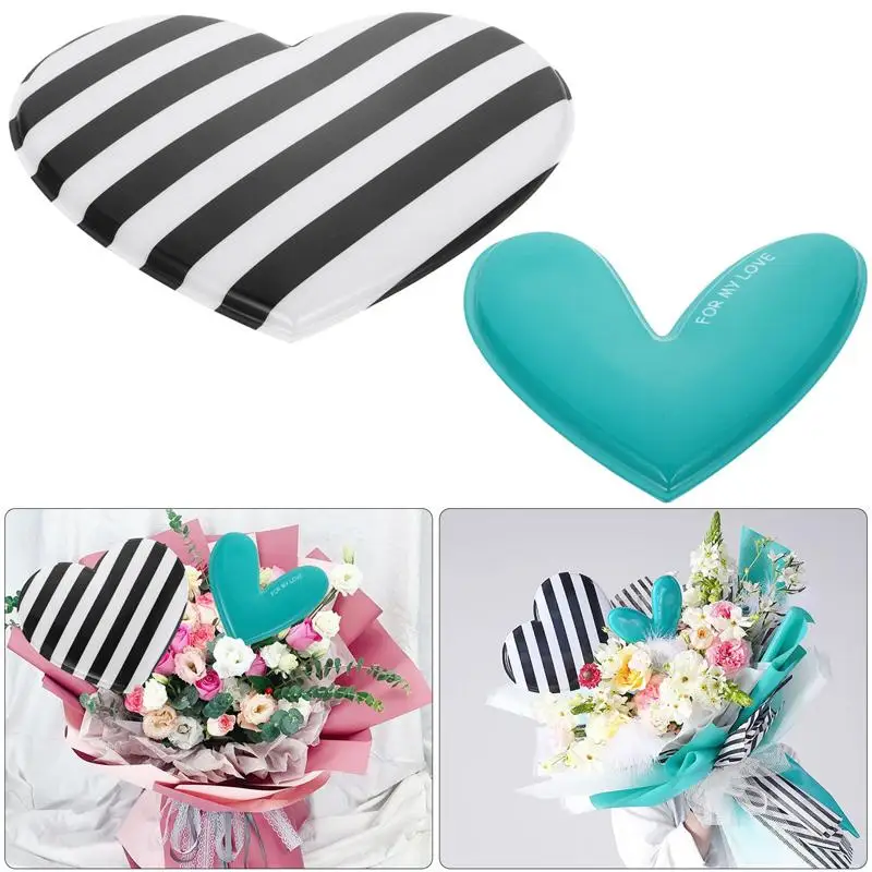 

2 Sets of 4Pcs Bouquet Hearts Romantic Love Charms Bouquet Packaging Accessories