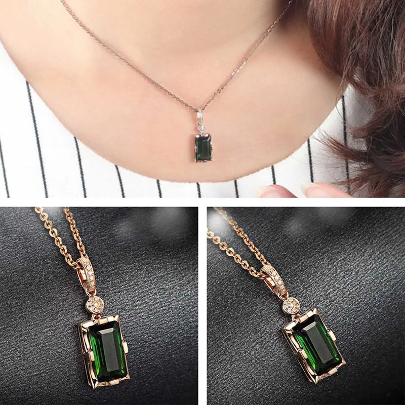 Женское ожерелье из розового золота с подвеской натурального изумруда |