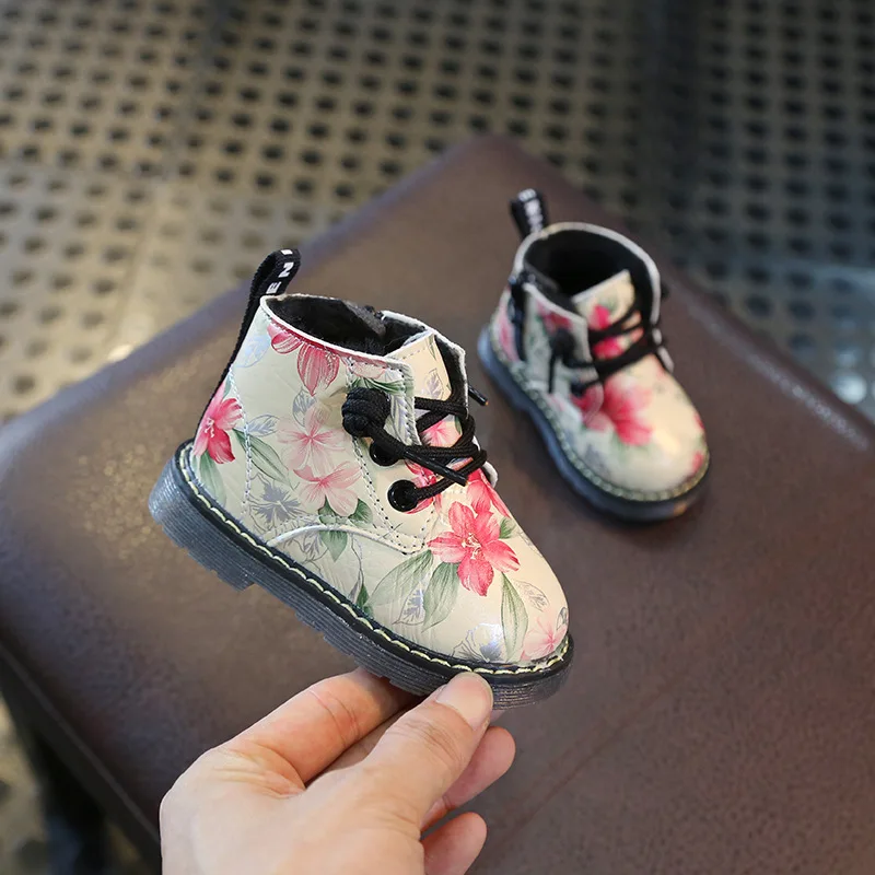 Платья с цветочным принтом В Китае Стиль из микрофибры для детей Модная обувь