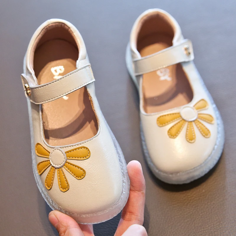 Girls' Shoes Princess Shoes Autumn Shoes Spring Shoes Small Leather Shoes Baby Bean Shoes Soft Soles Casual Shoes Leather Shoes