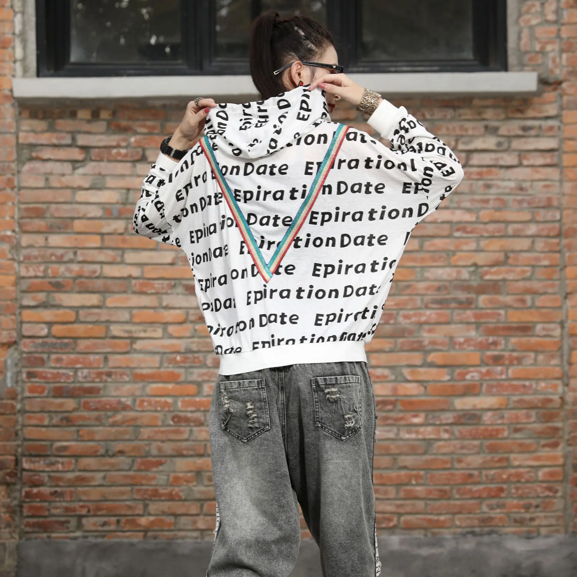 

Women's sweater hoodie 2020 autumn new Korean version of loose letters printing stitching hooded street trend one size sweater