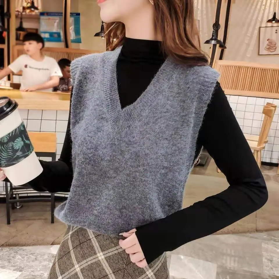 

2021 New Spring Fashion Vests For Women Autumn Jacket Sleeveless Coat Imitated Cashmere Solid Color V-Neck Slim Vest Female