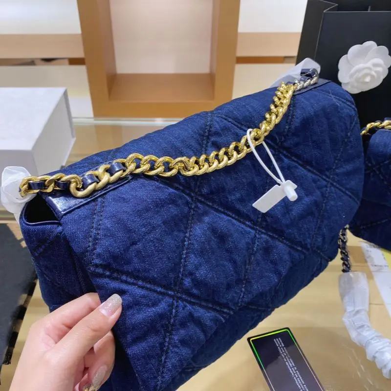 

Spring 2021 new style, ladies messenger bag small square bag, fashionable casual shoulder bag