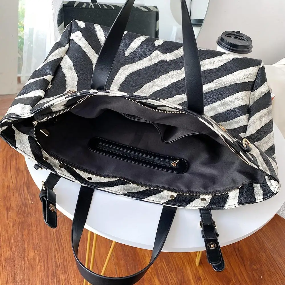 Новые поступления женские сумочки с принтом зебры Вместительная женская сумка