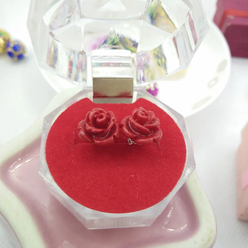 Новинка серьги из кораллового камня с красными розами и серебром 925 пробы j