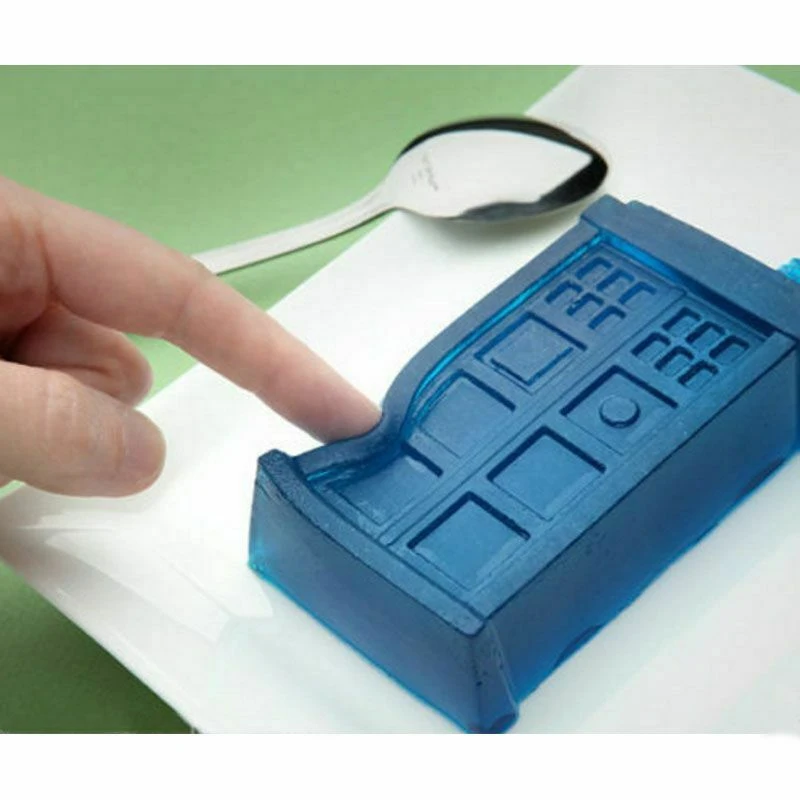 Доктор Кто лоток для льда в форме Тардис Dr. Форма из силикона для выпечки кексов и пирожных, желе, шоколада, желатина и мыла.