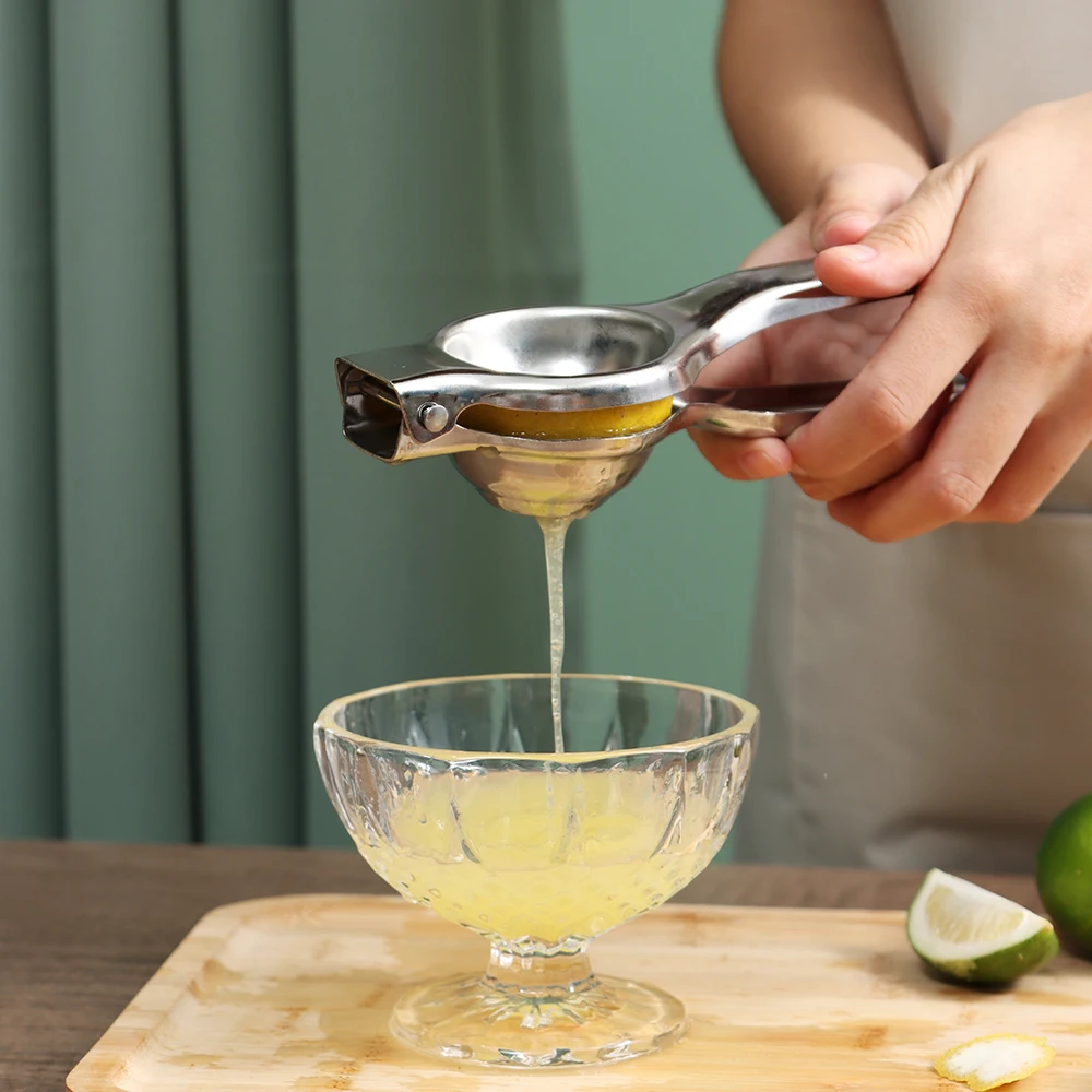 

Fruit Stainless Steel Juicer Press Hand Juicer Manual Citrus Take Out Lemon Squeezer Orange Juicers Kitchen Tool Juice Metal Min