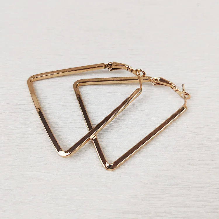 

Good Quality Hoop Earrings Polygon Trapezoid Shape Charming Retro Popular Exaggerated Trendy Woman Girl Show Party Gold 021
