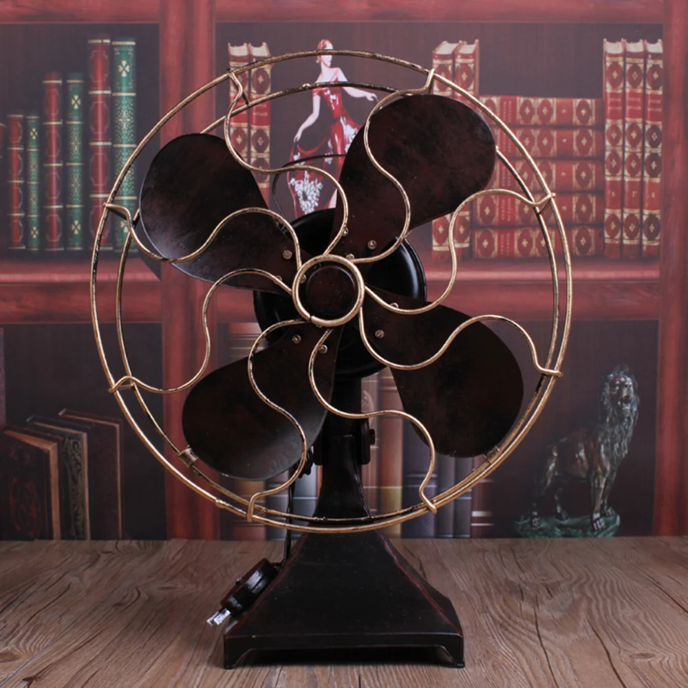 

1PC Vintage Iron Standing Fan Model Household Casual Desktop Fan Craft Photo Props for Home Bedroom Decoration