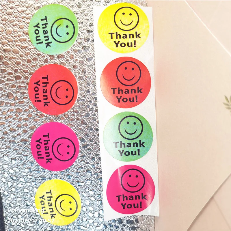 

500pcs/roll Car Laptop Phone Stickers Smiling Face Portrait Sticker Toys for Children Kids Reward Motivational Teacher Stickers