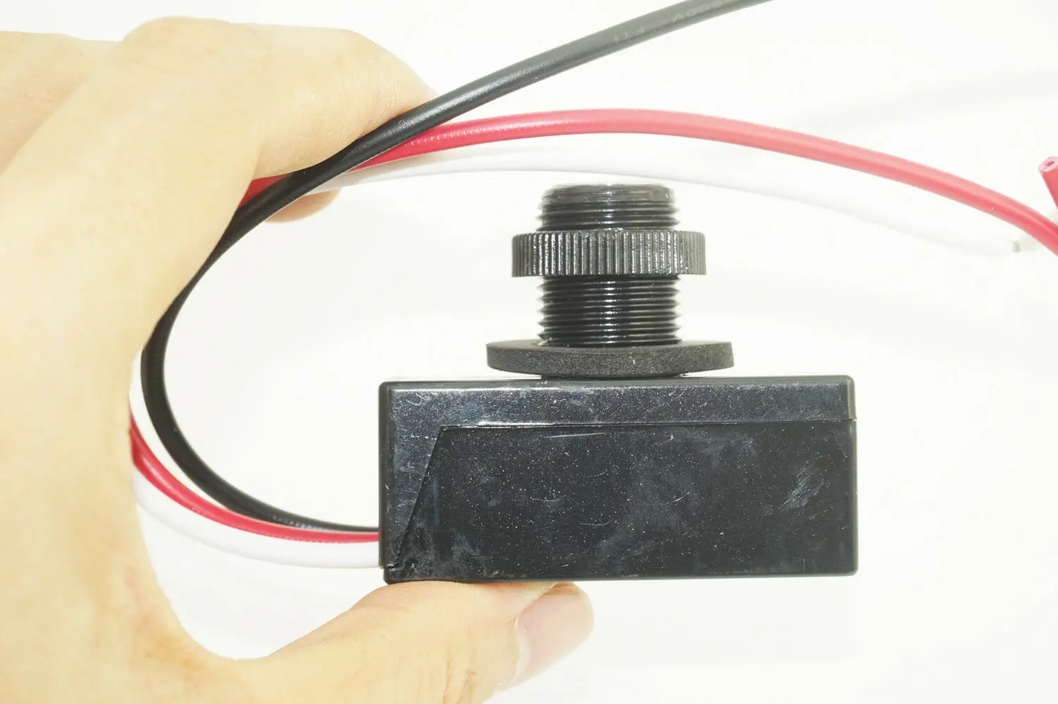 Фотоэлемент От заката до рассвета с утапливаемой кнопкой управления фотографией