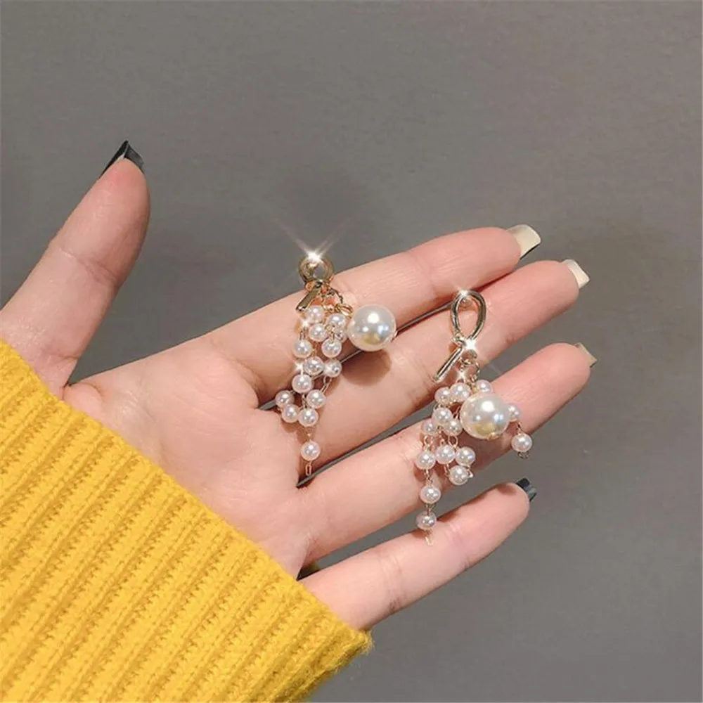 

Popular net celebrity fairy air su temperament lady retro long wild fashion earrings female Valentine's day gift wholesale