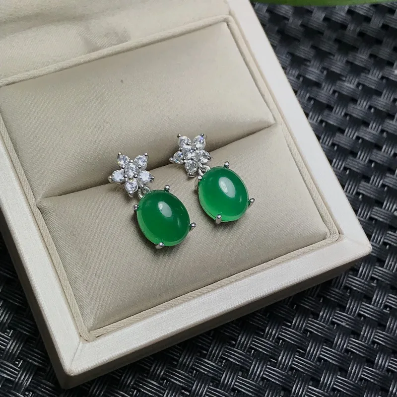 Натуральные зеленые серьги из халцедона серебряные популярный стиль