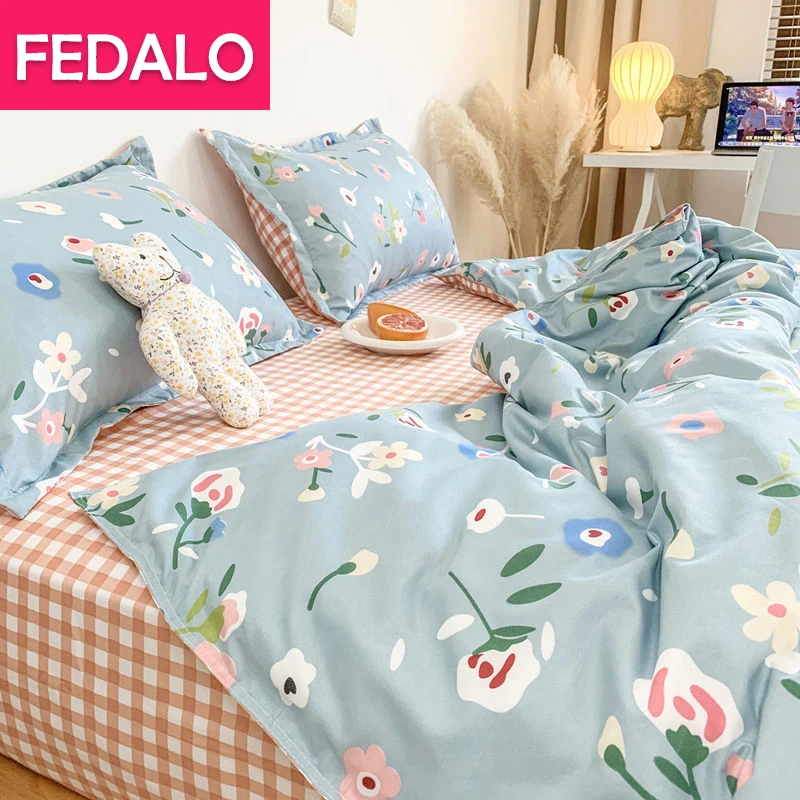 

Net celebrity small floral bedding four-piece student dormitory three-piece bedroom single double quilt cover sheet