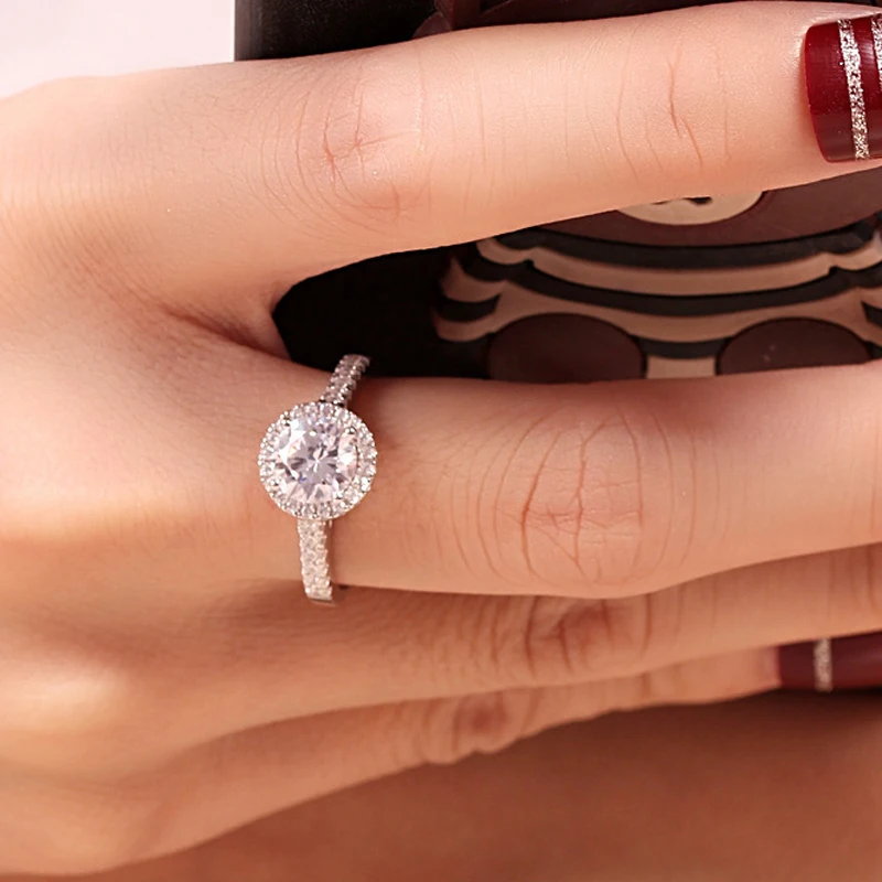 

Knobspin Luxury 100% 925 Sterling Silver Round Full Engagement Rings For Women High Carbon Diamond Party Fine Jewelry Gift