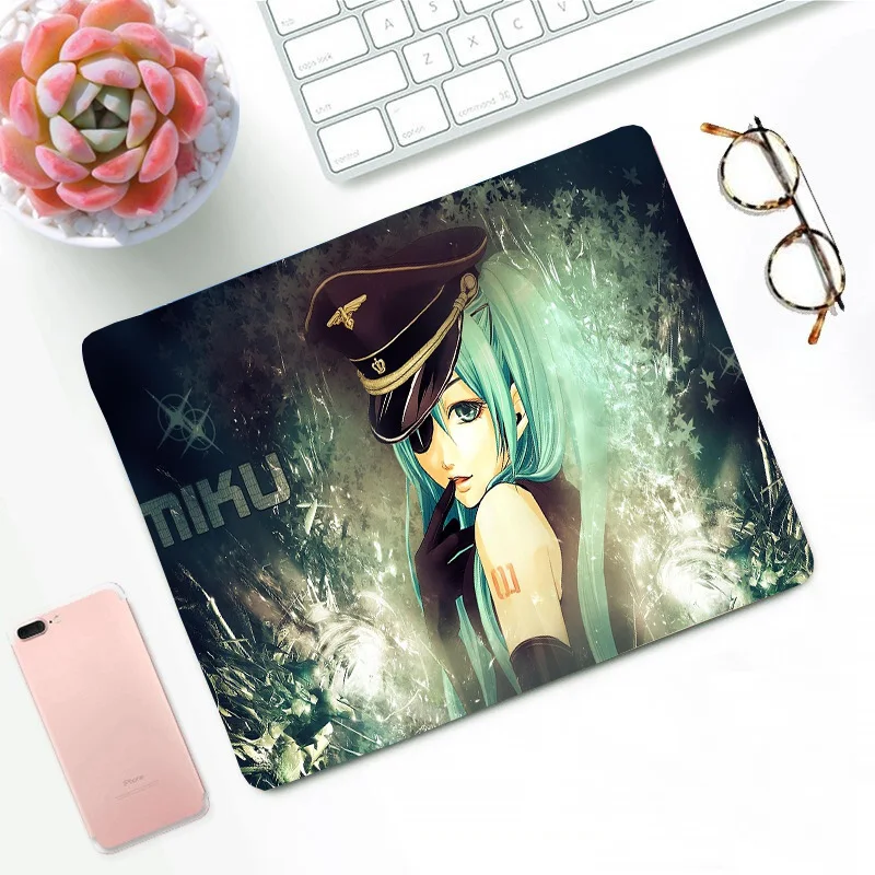 

MRGLZY Small Mouse Pad Sexy Anime Girl Coaster Laptop Game Player Desktop Computer Keyboard Game Accessories Pad Desktop Desk