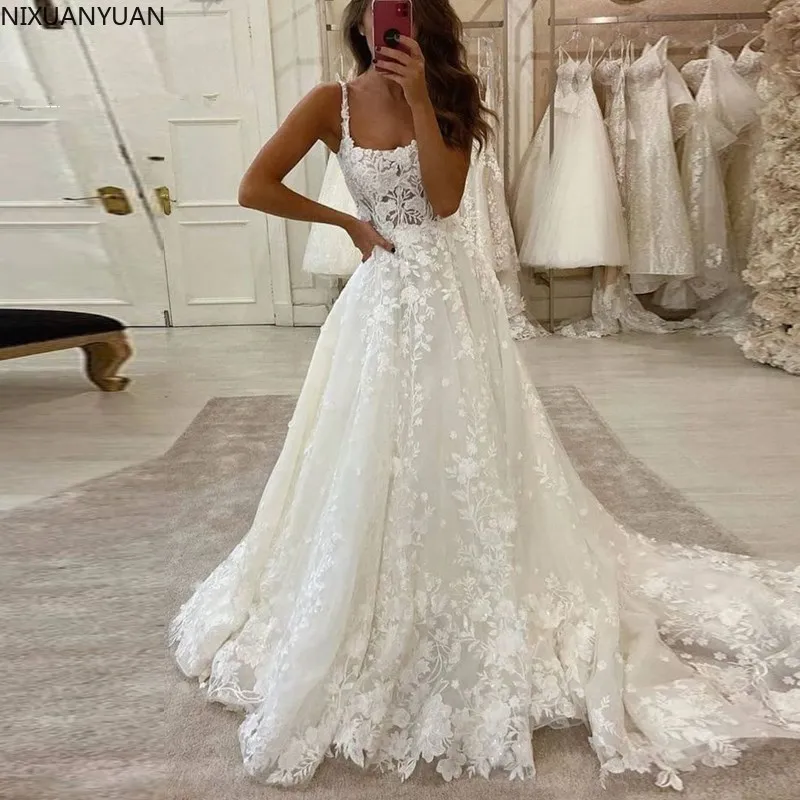 

Elegant Lace A Line Wedding Dress 2021 with Straps Robe Mariage Open Back Summer Beach Tulle Bridal Gowns
