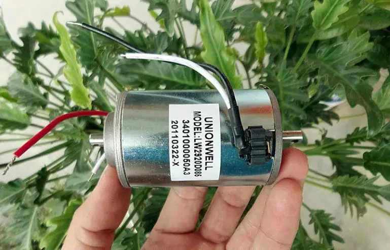 DC120V 3800 об/мин 15 Вт LW2920D086 DC двигатель с постоянным магнитом компенсирующая