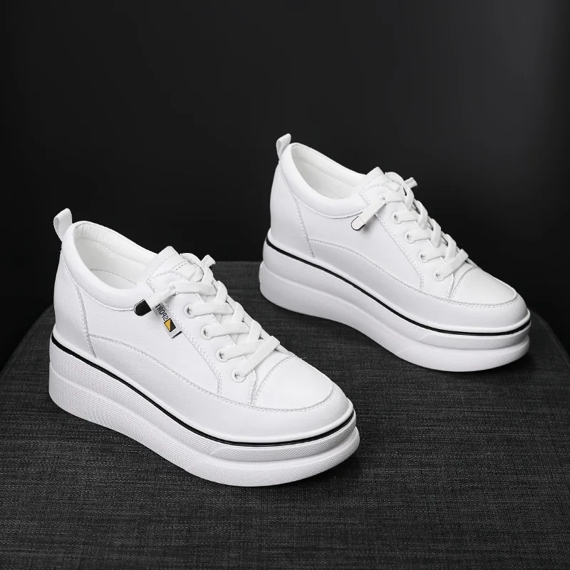 

Little white shoes women's new all-match Korean version of the board shoes thick-soled muffins students increase in women's shoe