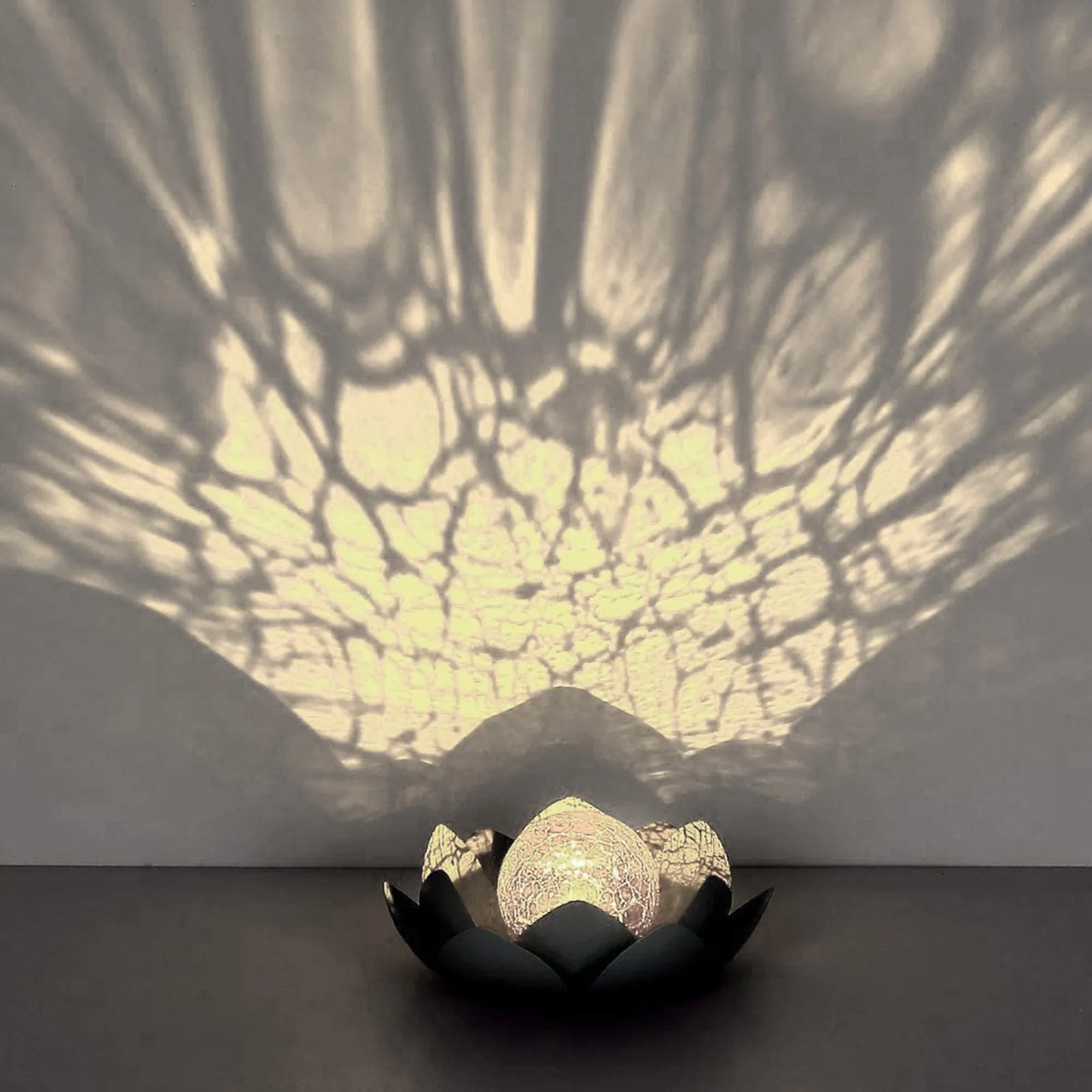 구매 2 피스 정원 조명 경로 마당 빛 방수 램프 잔디 도로 파티오 지상 조명 정원 장식 태양 LED 조명