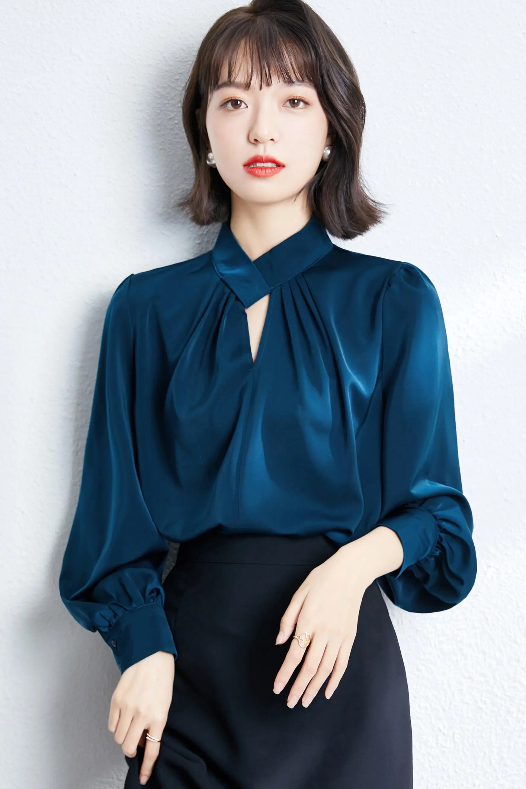 

Houthion Chiffon Slim Women's Blouses New Retro Blouse Solid O-Neck Pullover Spring/autumn Fashion Long Sleeve Top