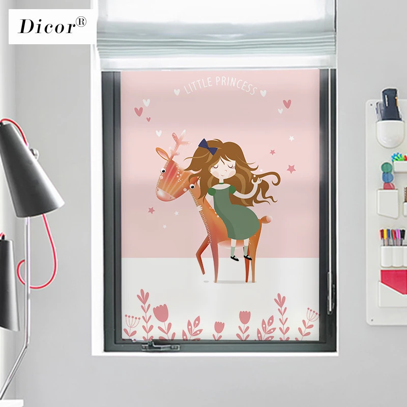 Фирменная наклейка на окна для девочек розовая непрозрачная матовая пленка