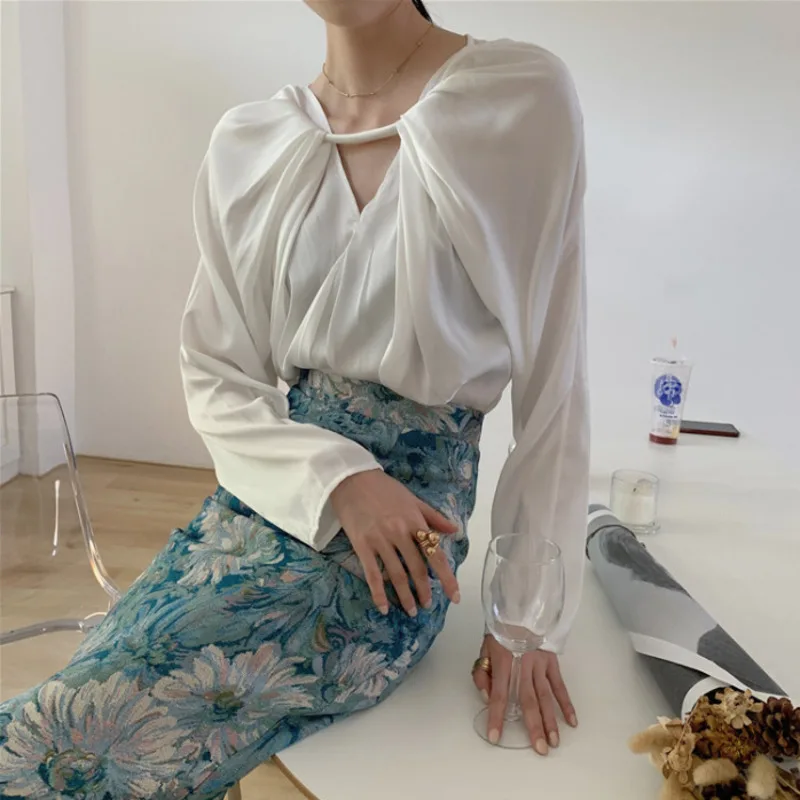 

XUXI Halter, V-neck, Irregular, Pleated, Pullover, Shirt, Women, Streetwear, Fashion, Stitching, Top, Spring Autumn 2021 E047
