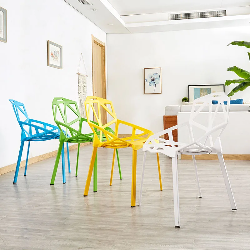 Современные креативные Пластиковые Полые стулья из полипропилена обеденные для